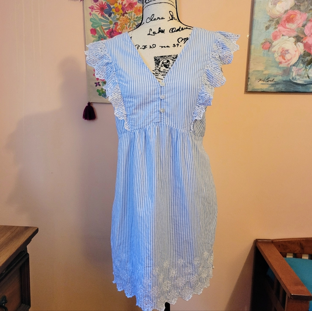 Loft Women's Blue & White Striped Eyelet Button Ruffle Swing Dress, EUC, S